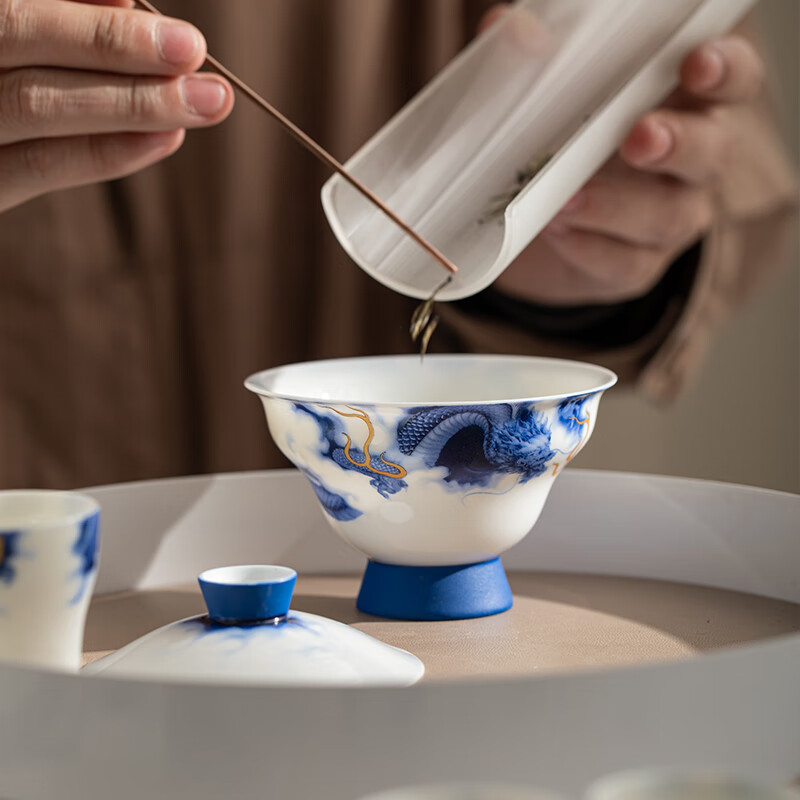 Auspicious Dragon White Porcelain Gaiwan Tea Set
