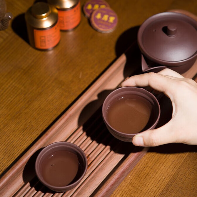 Auspicious Vessel Yixing Tea Set