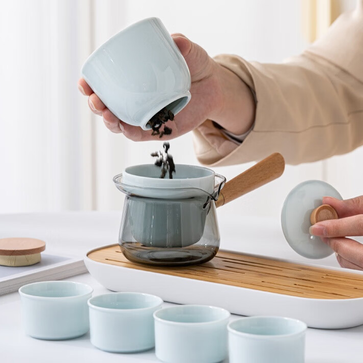 Leisure Moments Celadon Travel Tea Set