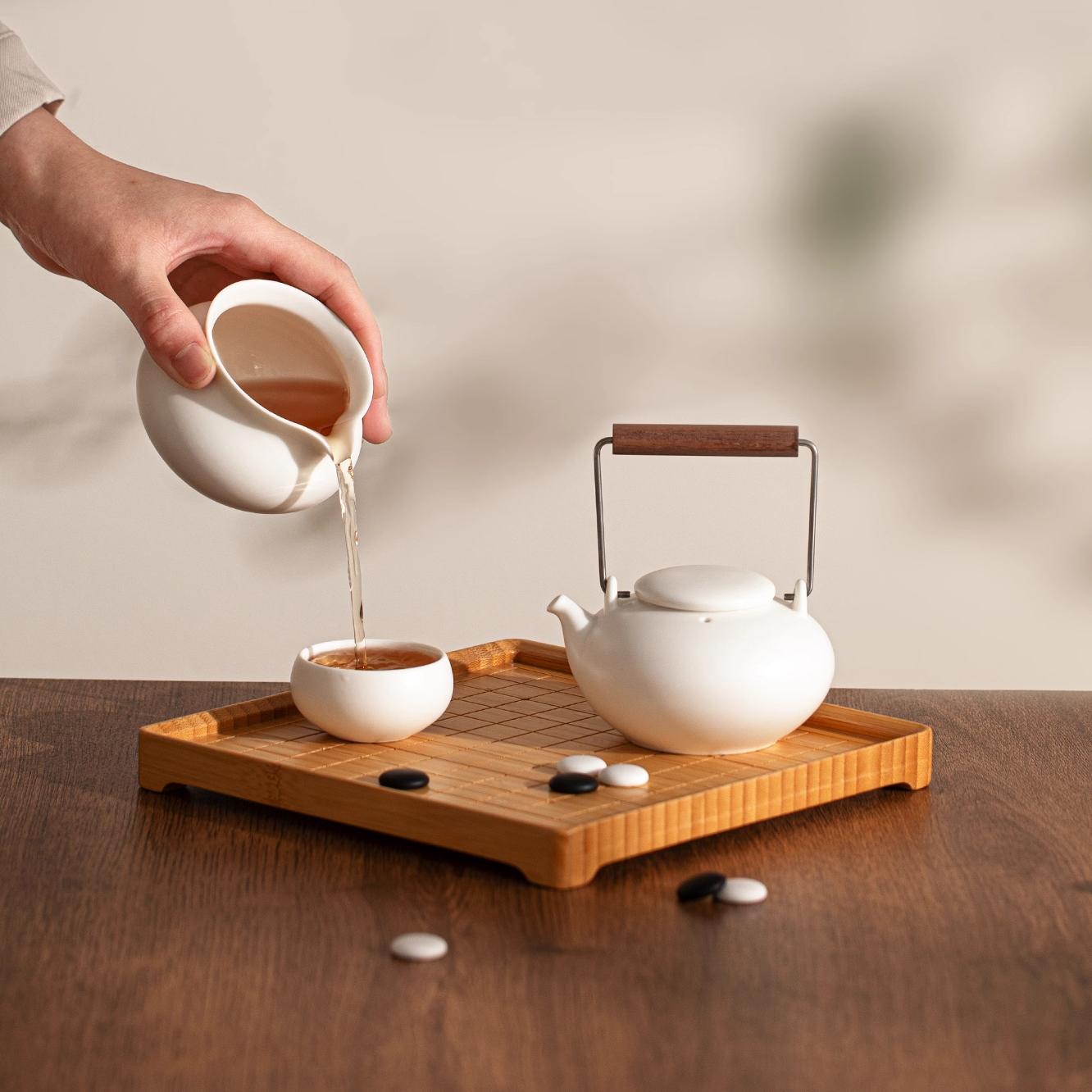 Leisurely Bail-Handle Teapot Tea Set