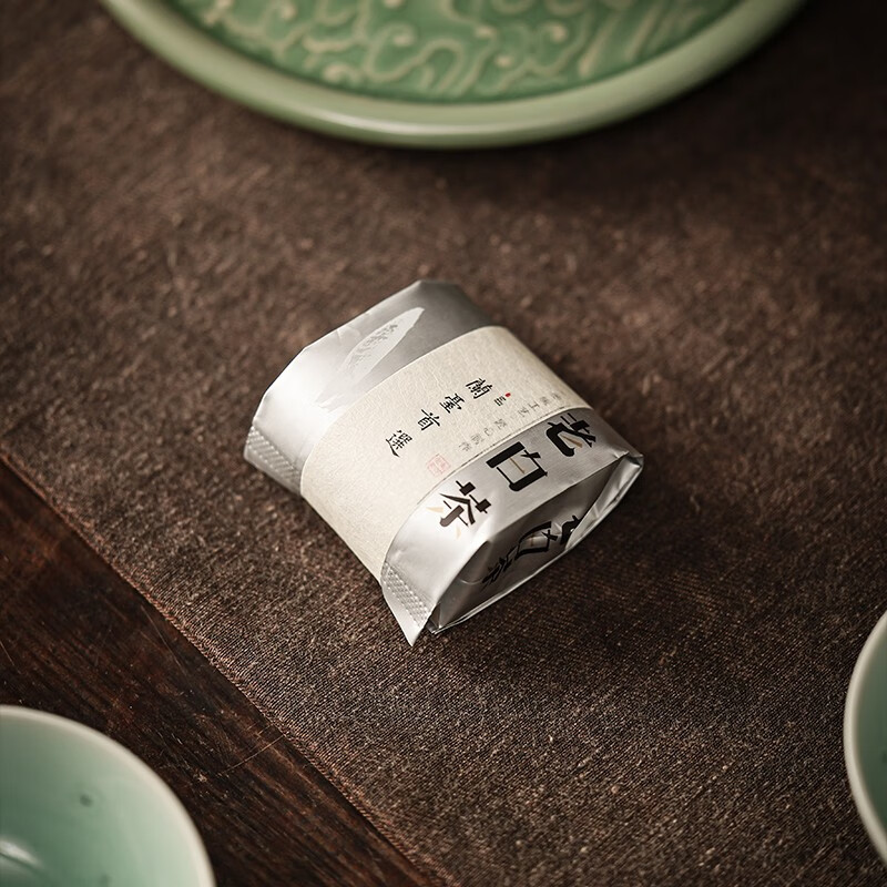 Plum Blossom Delicate Tea & Teacup Set